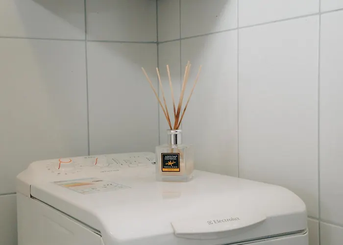 Apartment Excelsior Central-steps From Metro *