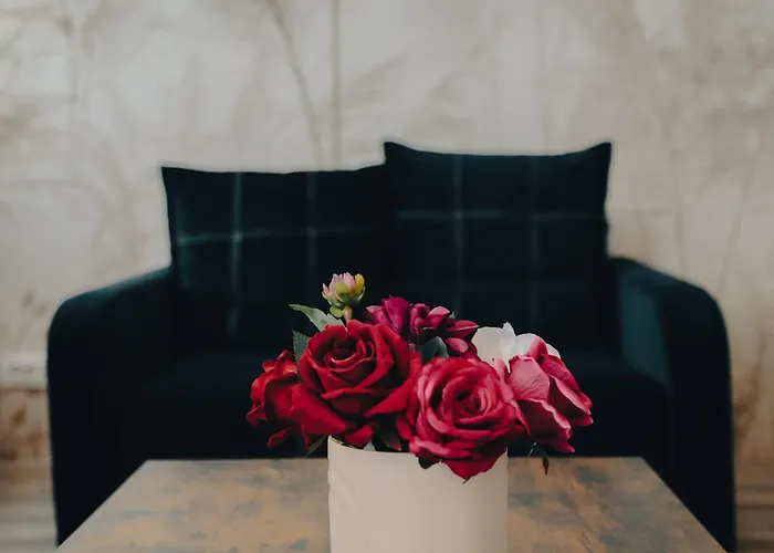 Excelsior Central-steps From Metro *