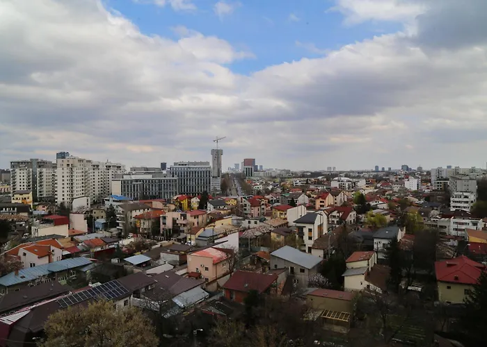 Apartment Excelsior Central-steps From Metro